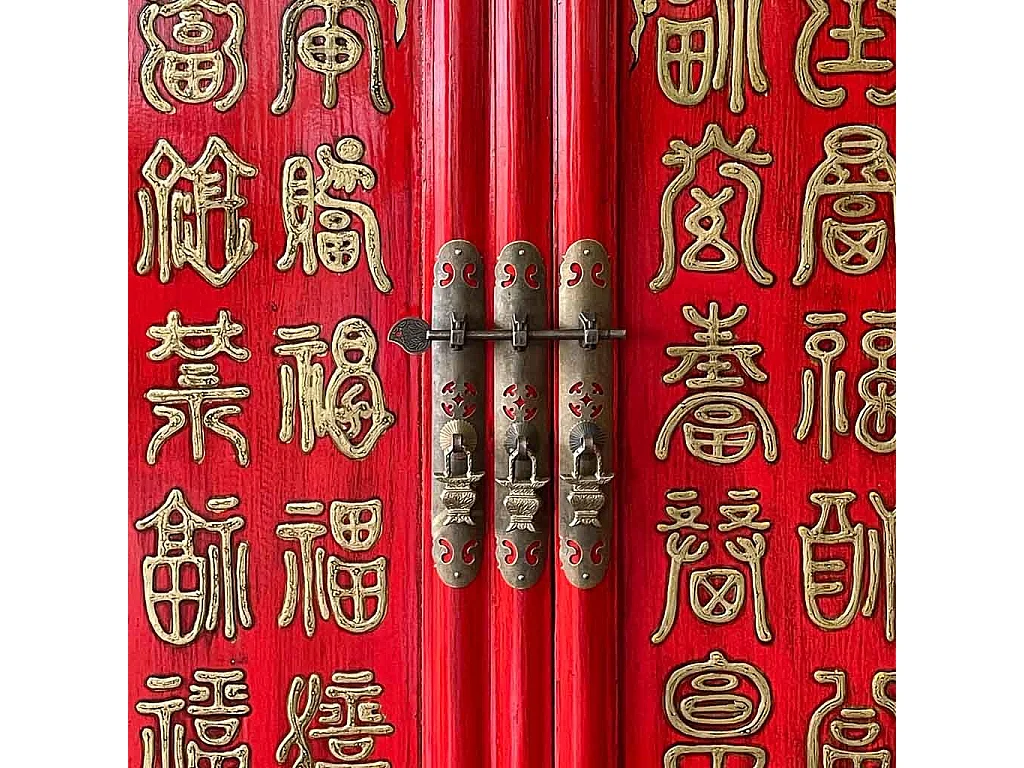 Armário de madeira pintado à mão, 2 portas e 2 gavetas, vermelho 100x57x183