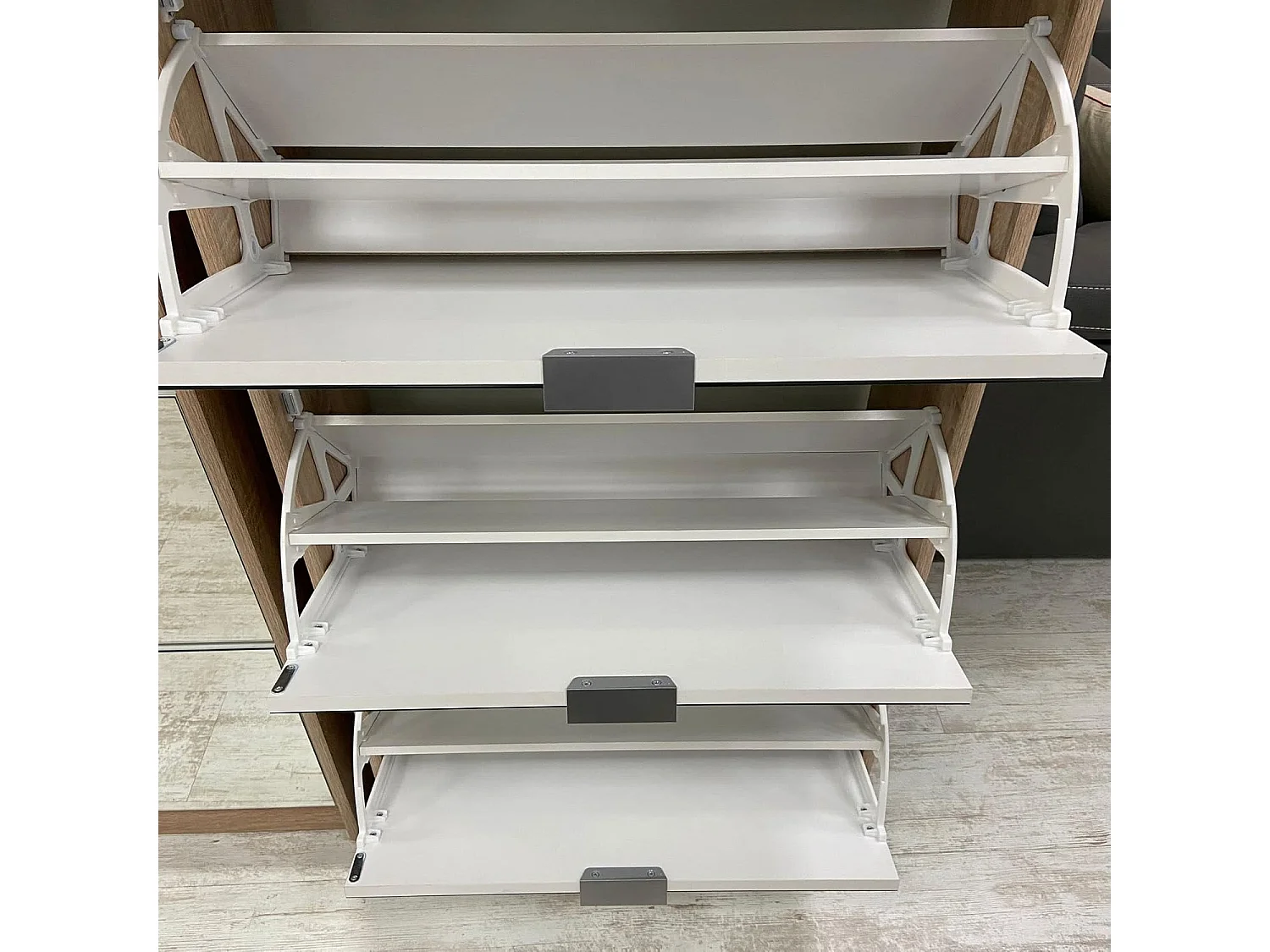 Zapatero Espacioso de 5 Puertas en Acabado Roble Sonoma Y Frentes Con Espejo decorativo | Capacidad para 15 Pares | 67x28x191,5 cm