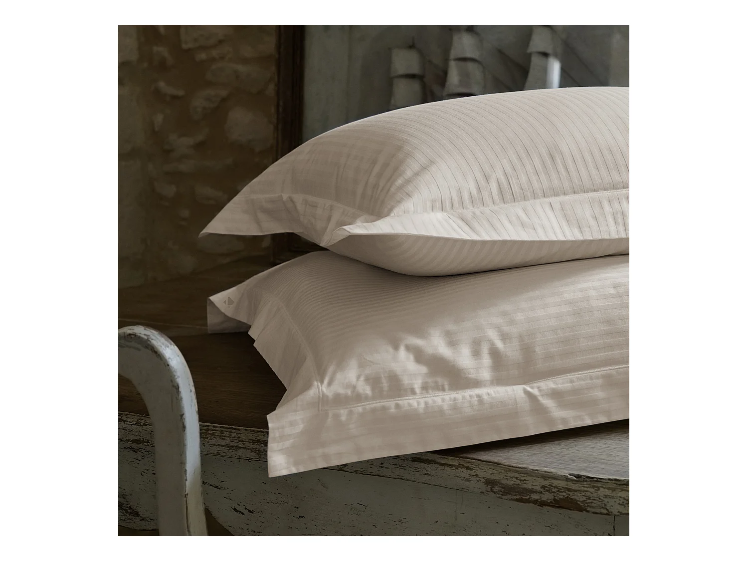 Parure de lit 280x240 cm set 50x70 satin CONCERTO rayures beige Lin
