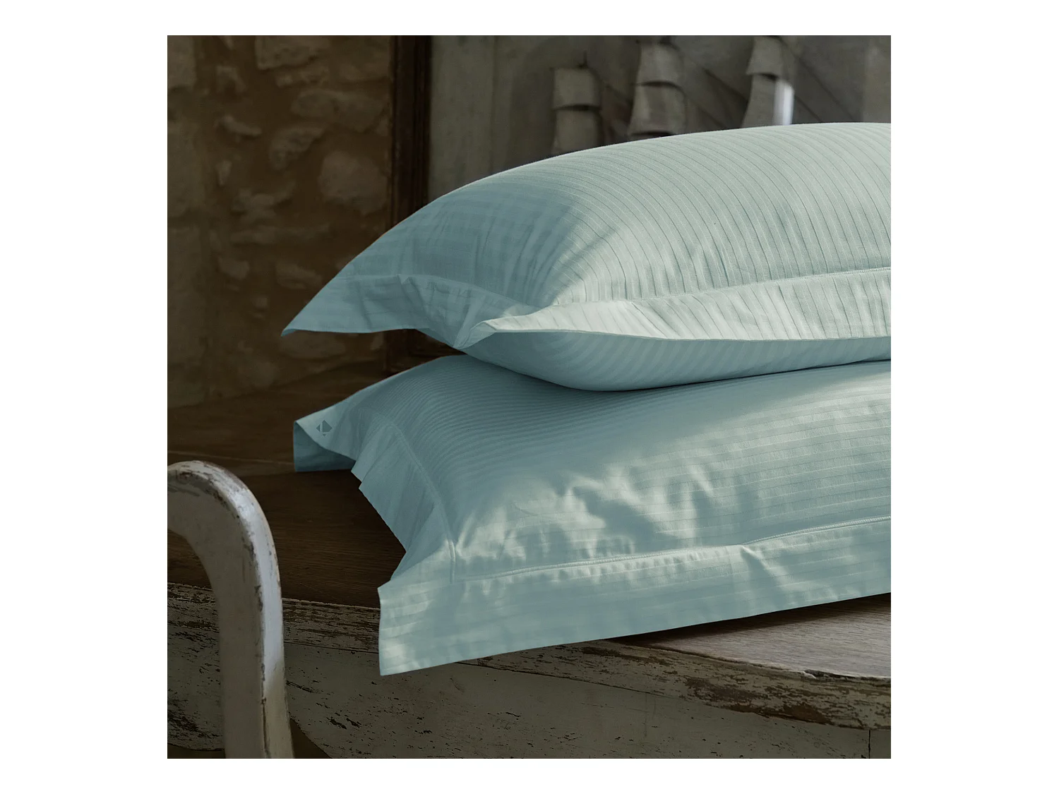 Parure de lit 280x240 cm set 50x70 satin CONCERTO rayures vert Lichen