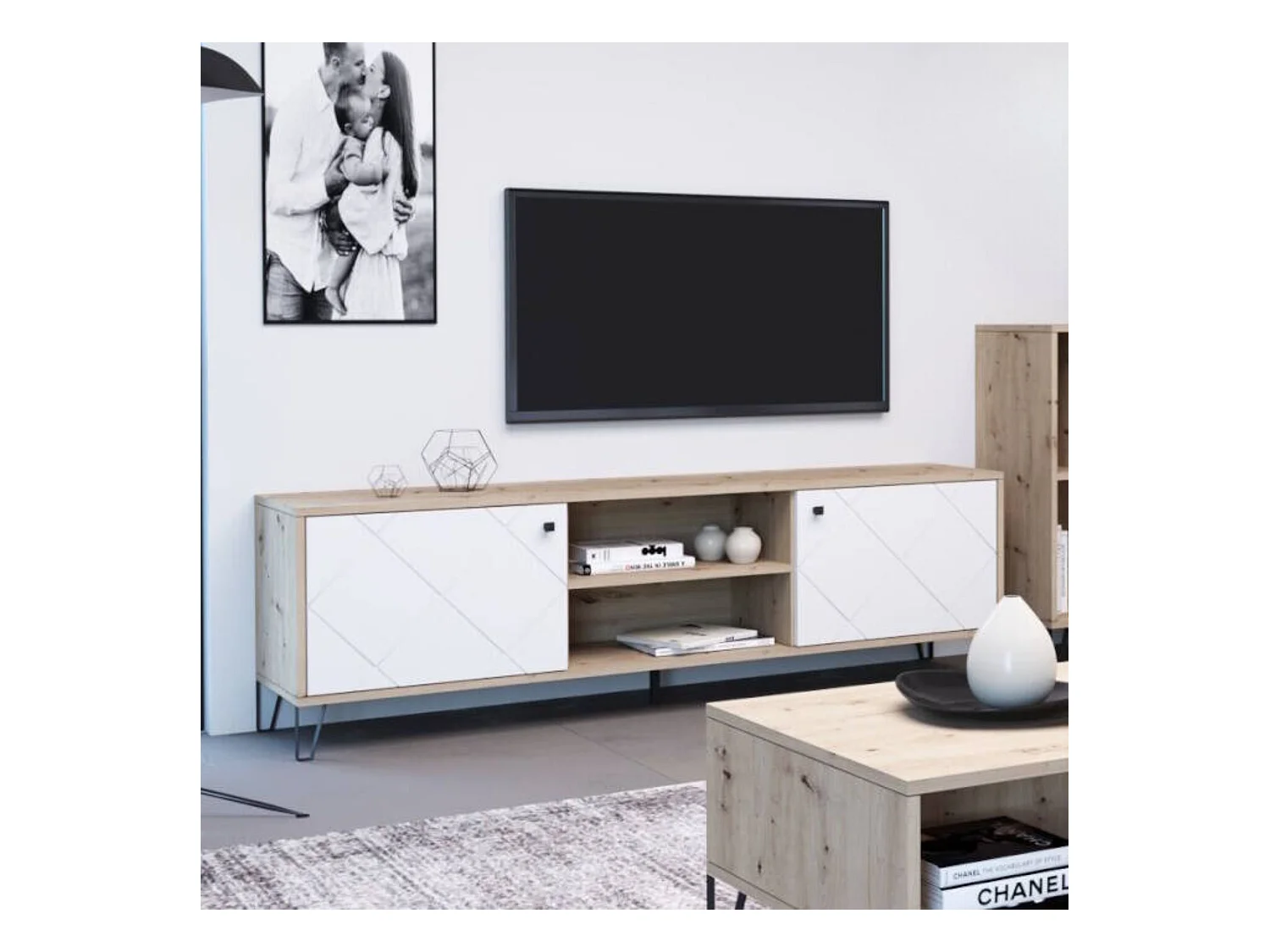 Mueble TV Moderno | 2 Puertas y Relieves | Fabricado en Laminado Sintético y DM | Color Roble y Blanco Mate | Dimensiones: 183,4 x 40 x 55,2 cm.