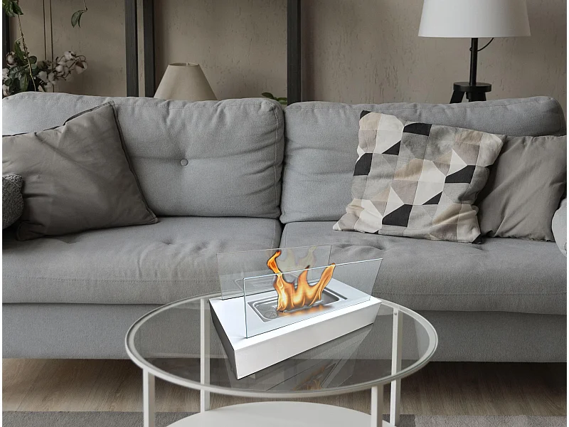 Ethanol-Tischkamin mit zwei gehärteten Glasschirmen