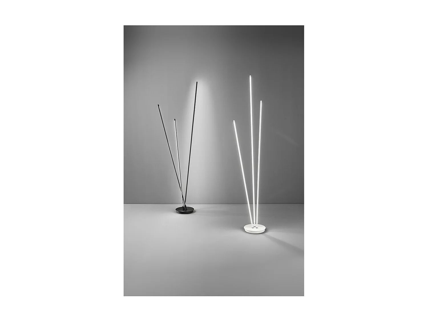 TWINS LED design vloerlamp van Perenz in zwart metaal