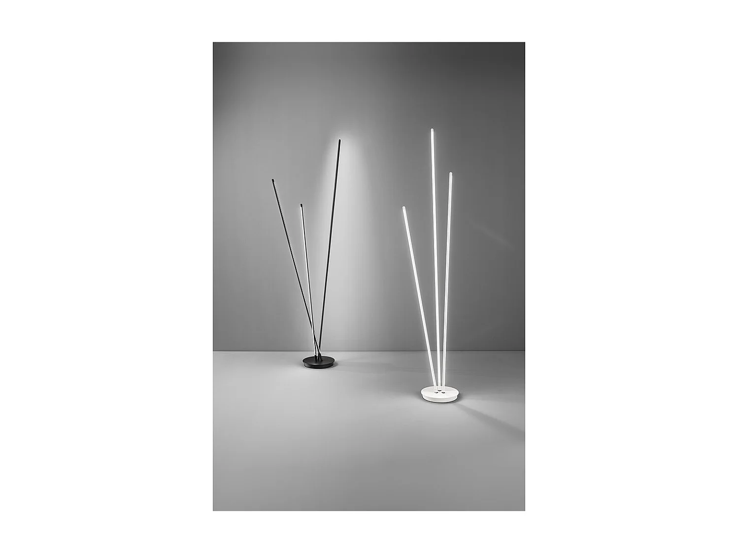 TWINS LED design vloerlamp van Perenz in zwart metaal