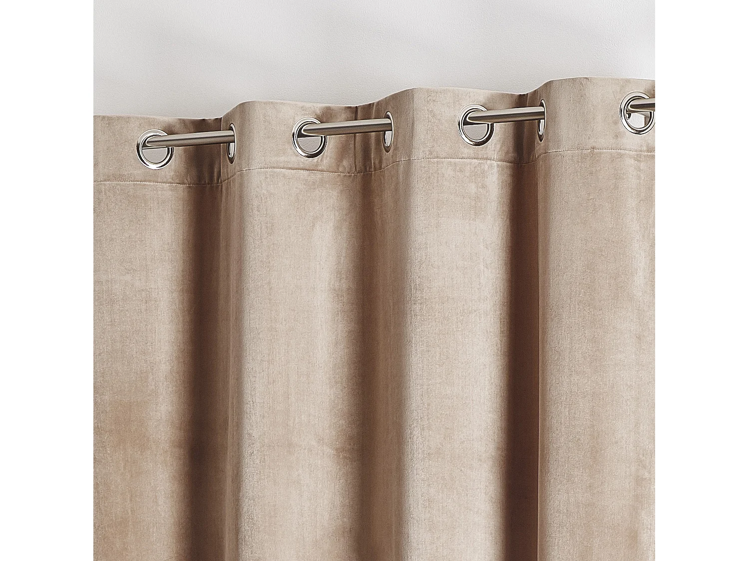 Cortina fieltro y terciopelo lisa 135 x 260 cm