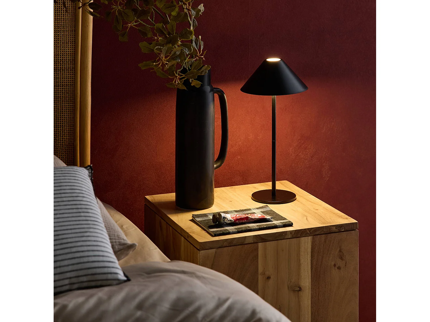 Lampe à poser intérieur/extérieur LED sans fil rechargeable Adam noir H 135cm Ø 19cm
