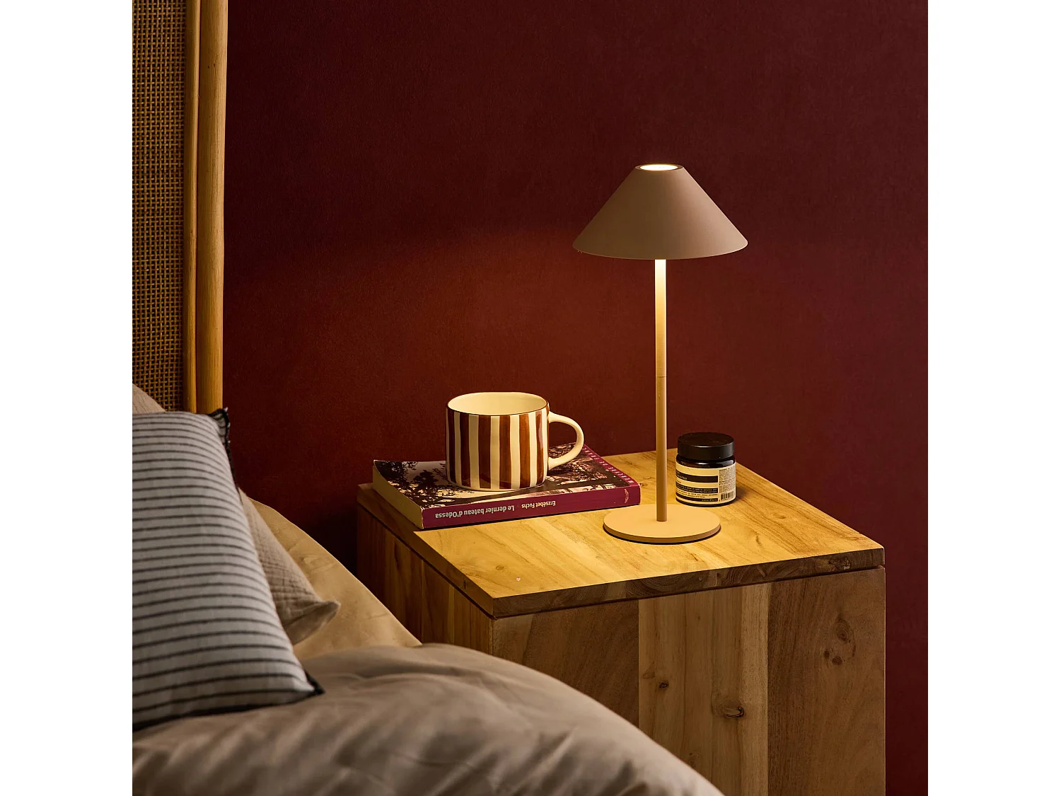 Lampada a led senza fili, 135cm, beige