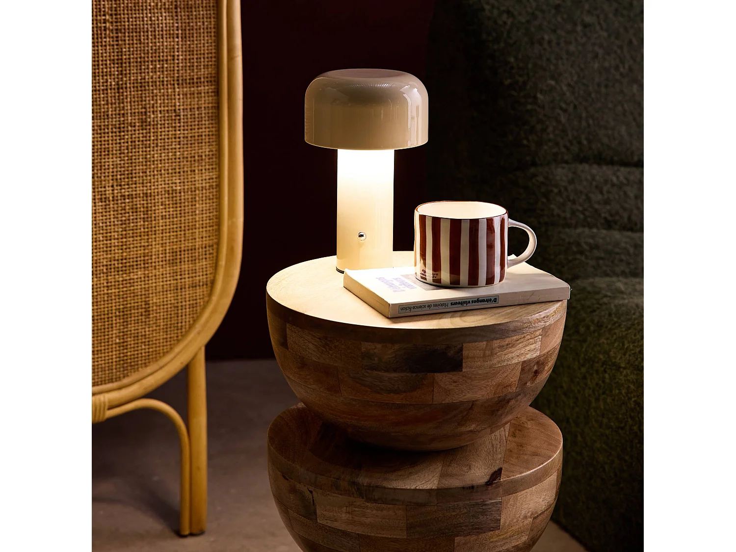 Lampada led in metallo, 13cm, beige