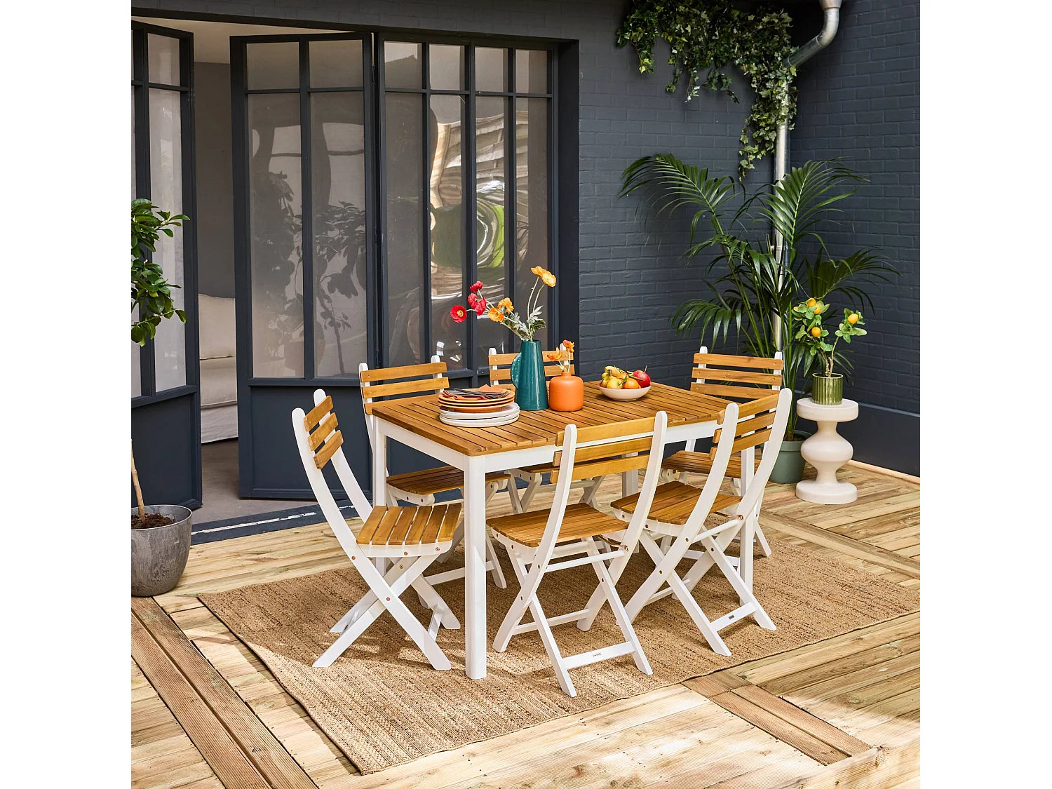 Tavolo da giardino in acacia con angoli arrotondati, 6 sedie, bianco