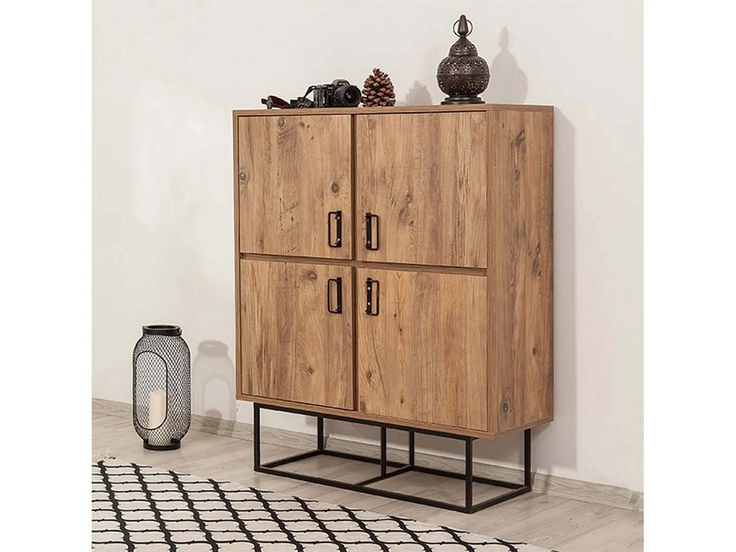 Buffet industriel en bois et métal - 4 portes - 8 rangements BRESOV