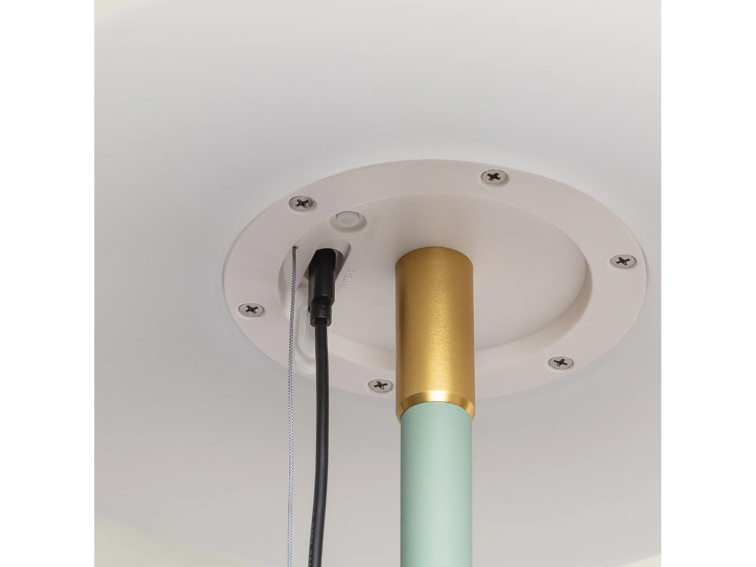 Lámpara de Pie Solar Exterior LED 2.6W Metal Aldana Verde Celadón