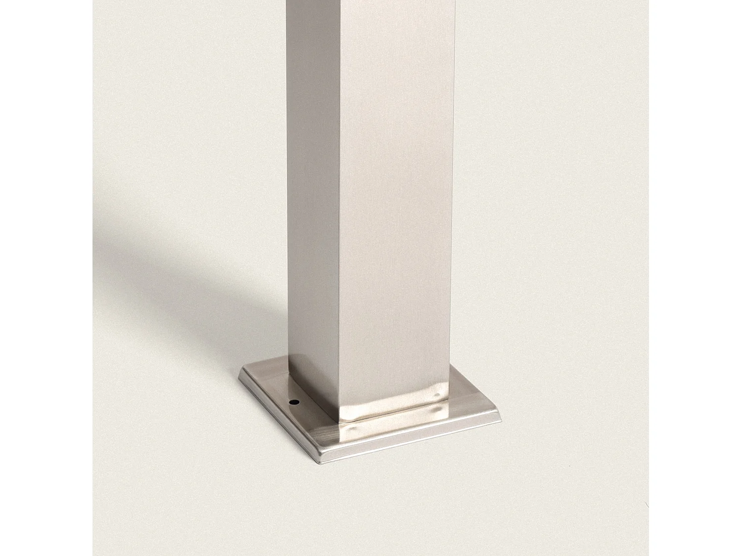 Balise Extérieure sur Pied Solaire LED 5W 50cm Aluminium avec Détecteur de Mouvement Barton Square Argent