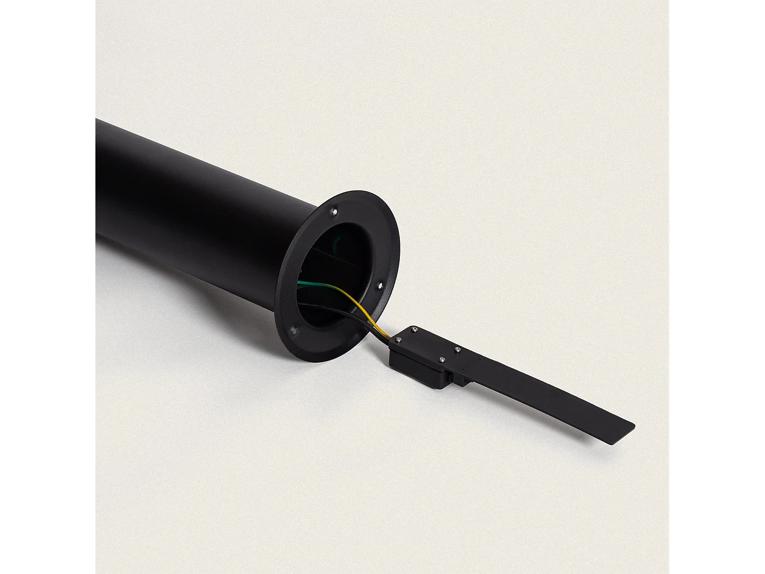 Balise Extérieure en Saillie sur Pied 50cm Aluminium Lutsha Noir