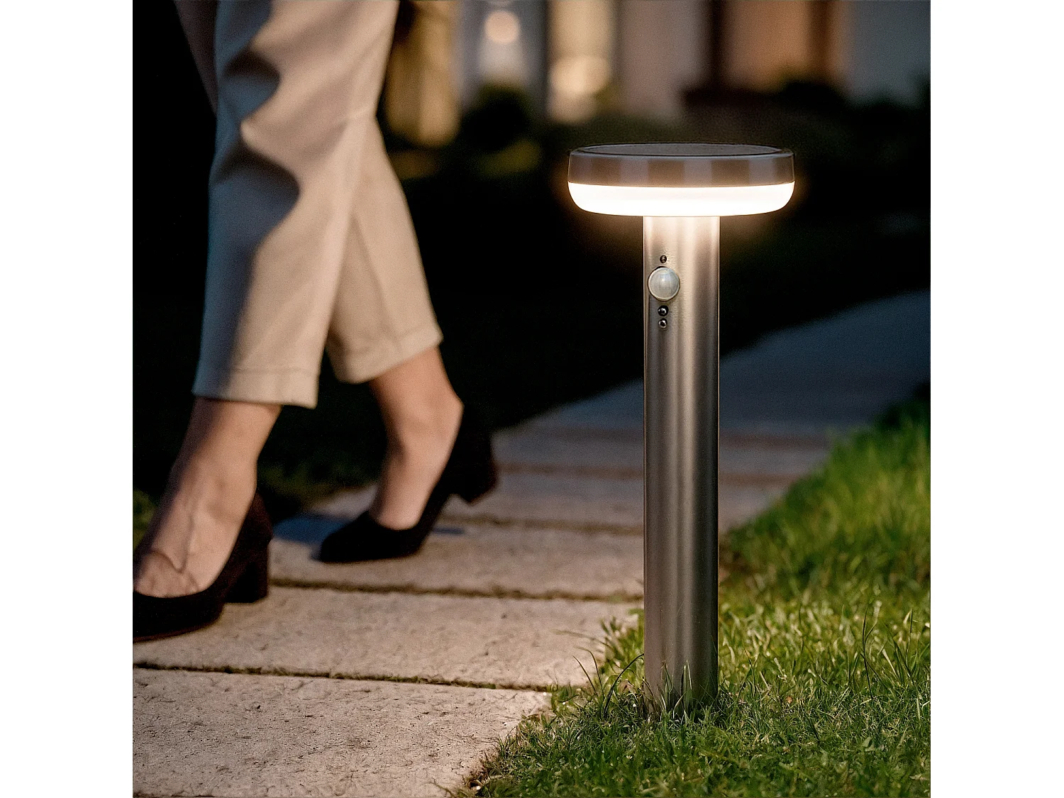 Lampioncino da Esterni Solare LED 5W 50cm Alluminio con Sensore di Movimento Barton Argento