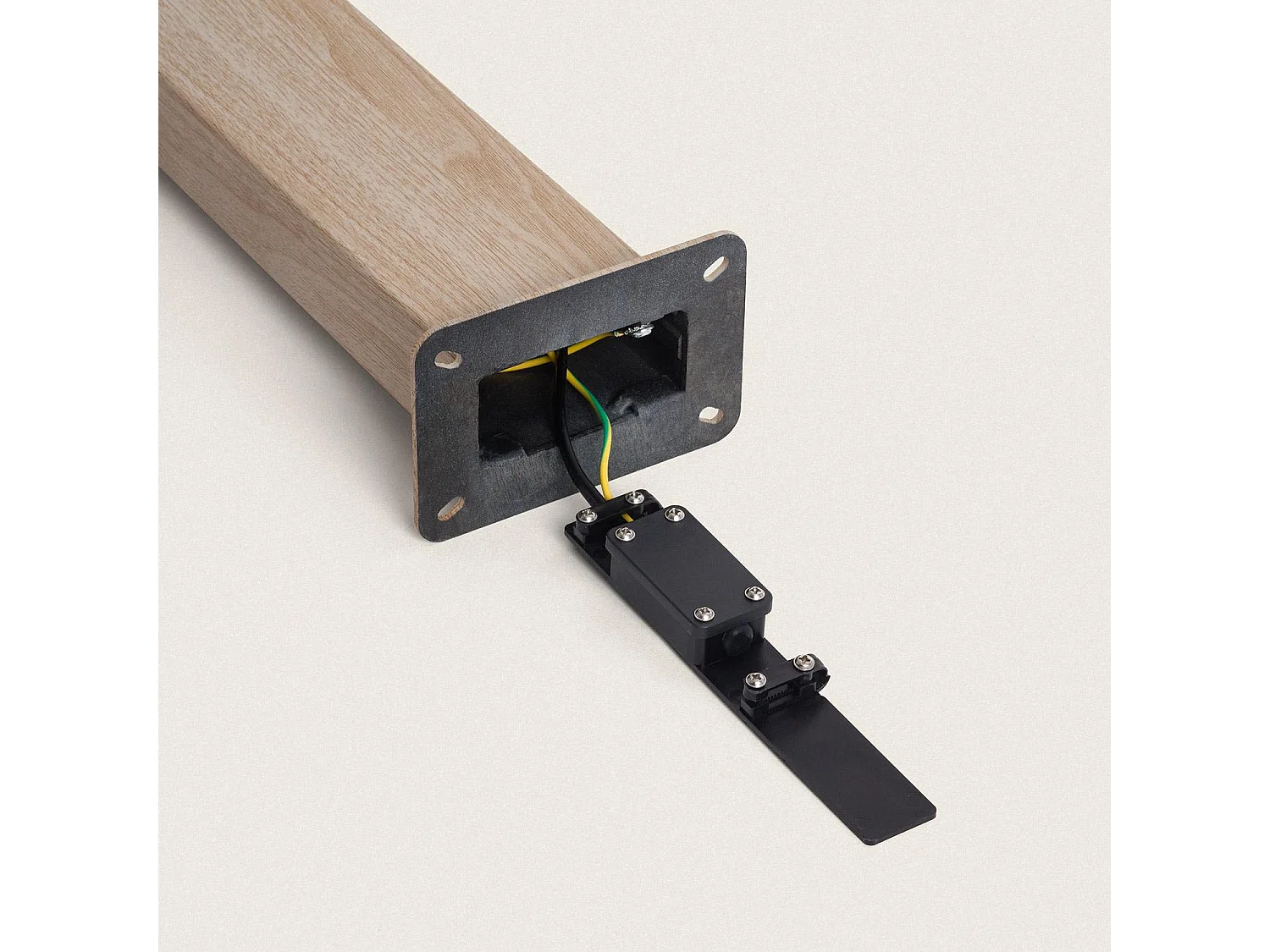 Baliza de Pie Exterior 80cm Aluminio Benny Marrón claro