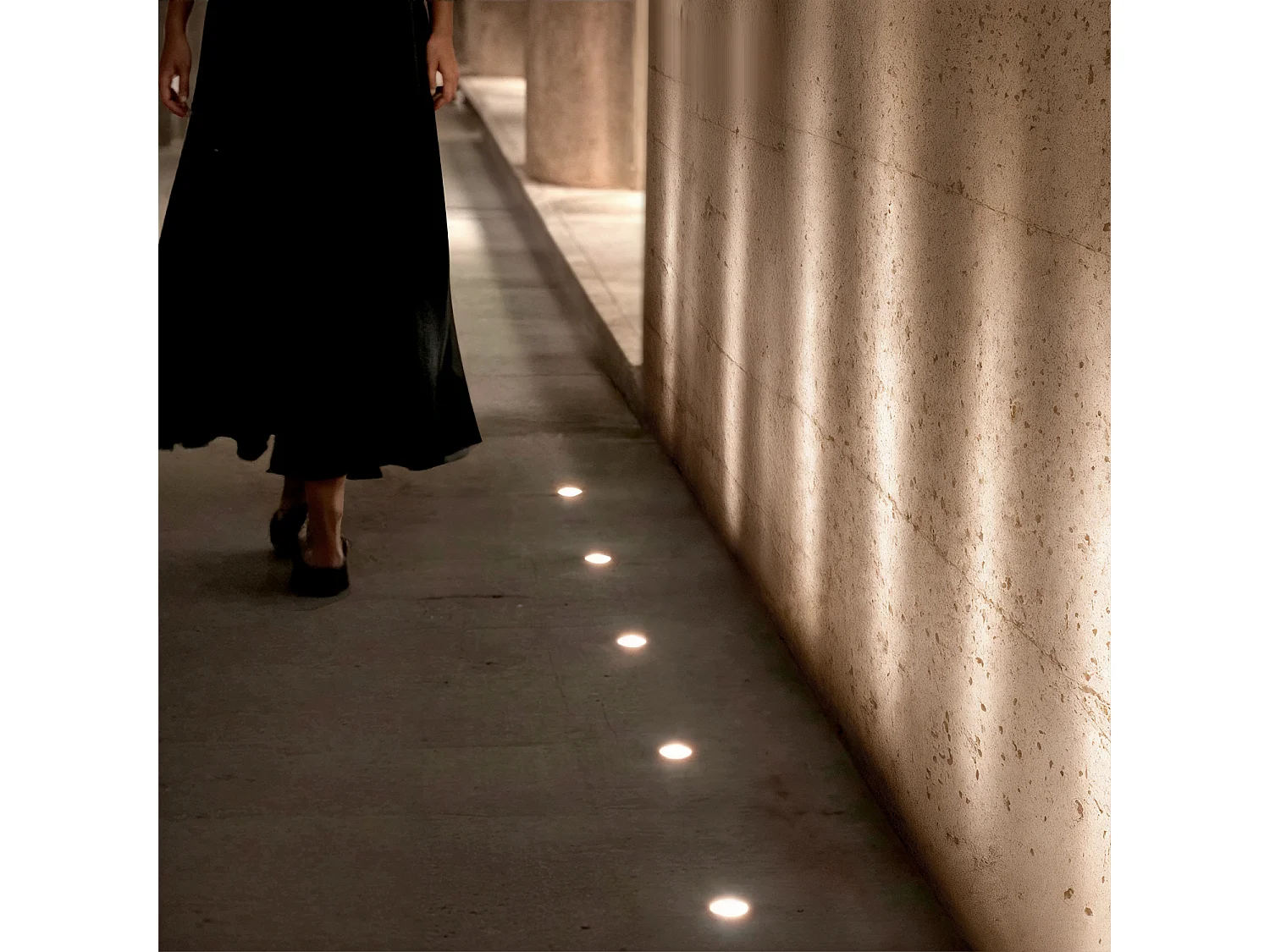 Balise Extérieure LED 1.2W Ronde Encastrable au Mur Lex Noir