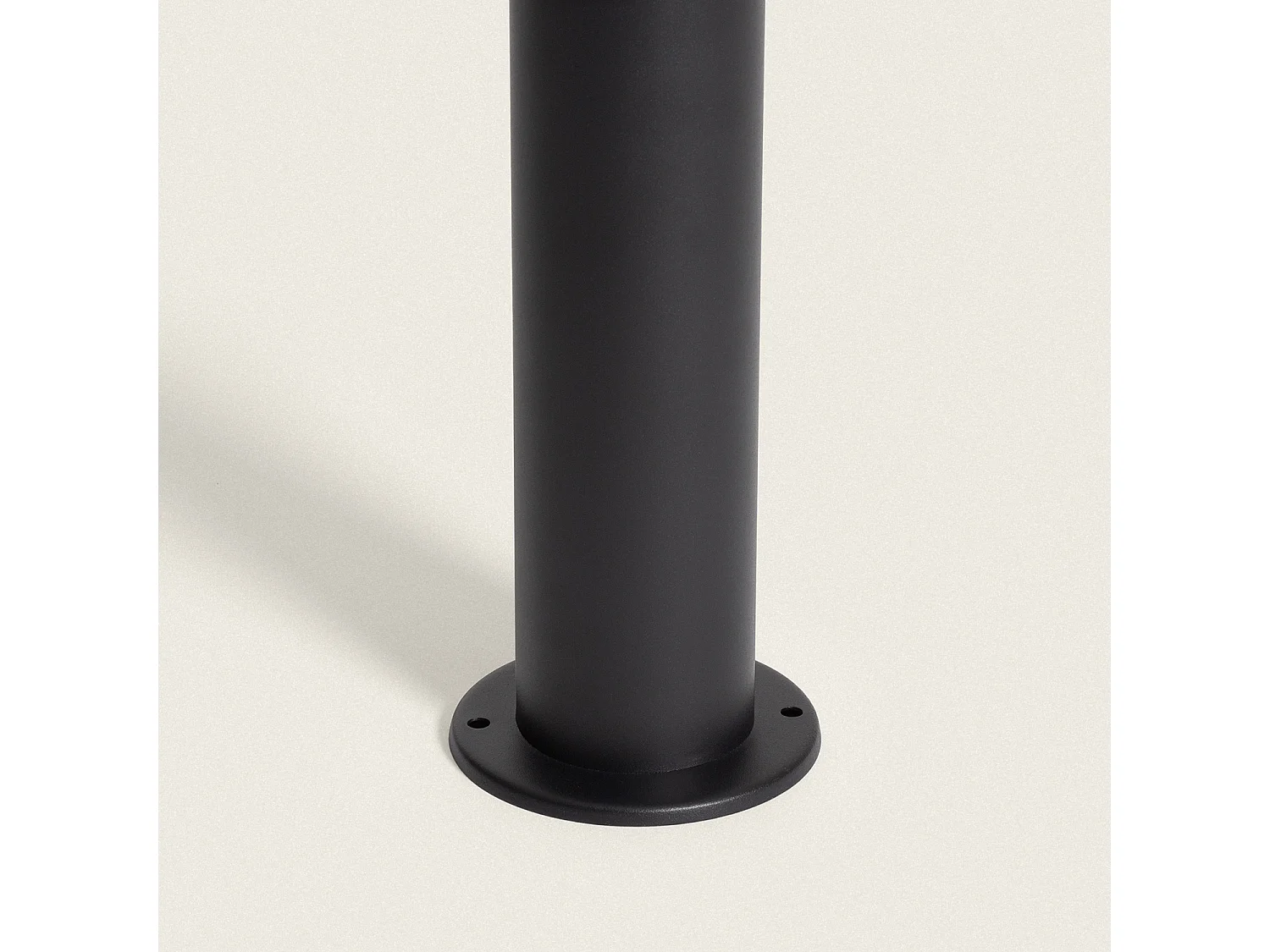 Baliza Exterior Superficie Pie 50cm Acero Inoxidable Gedja Negro