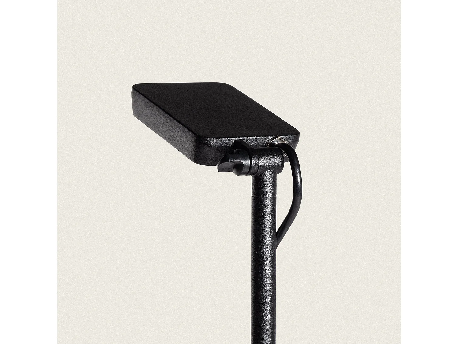 Balise Extérieure LED 6W 60cm avec Piquet Flux Noir