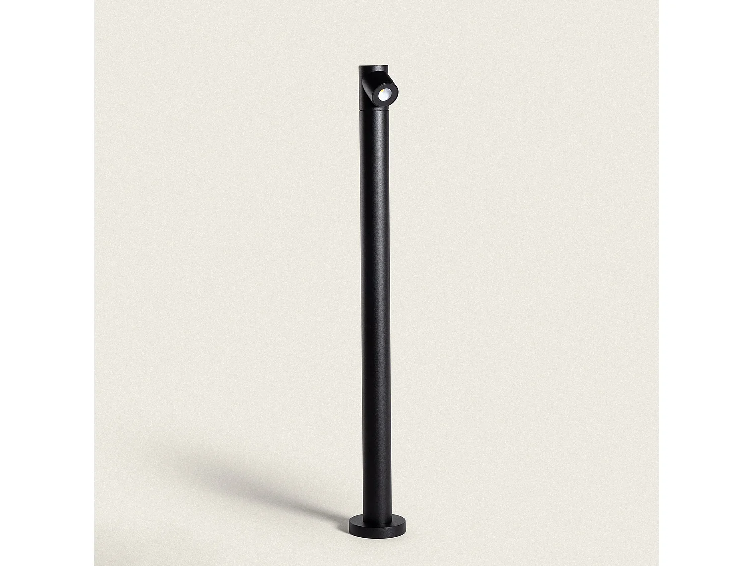 Balise Extérieure LED 6W en Saillie sur Pied Rihard Noir