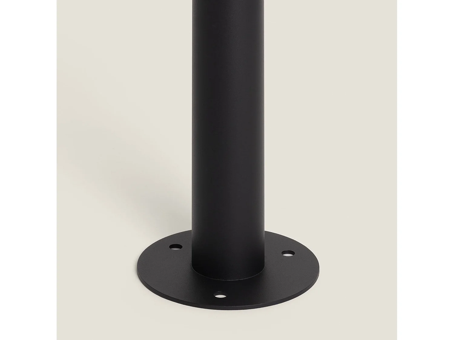Baliza de Pie Exterior LED 6W 95cm Aluminio Bradda Negro