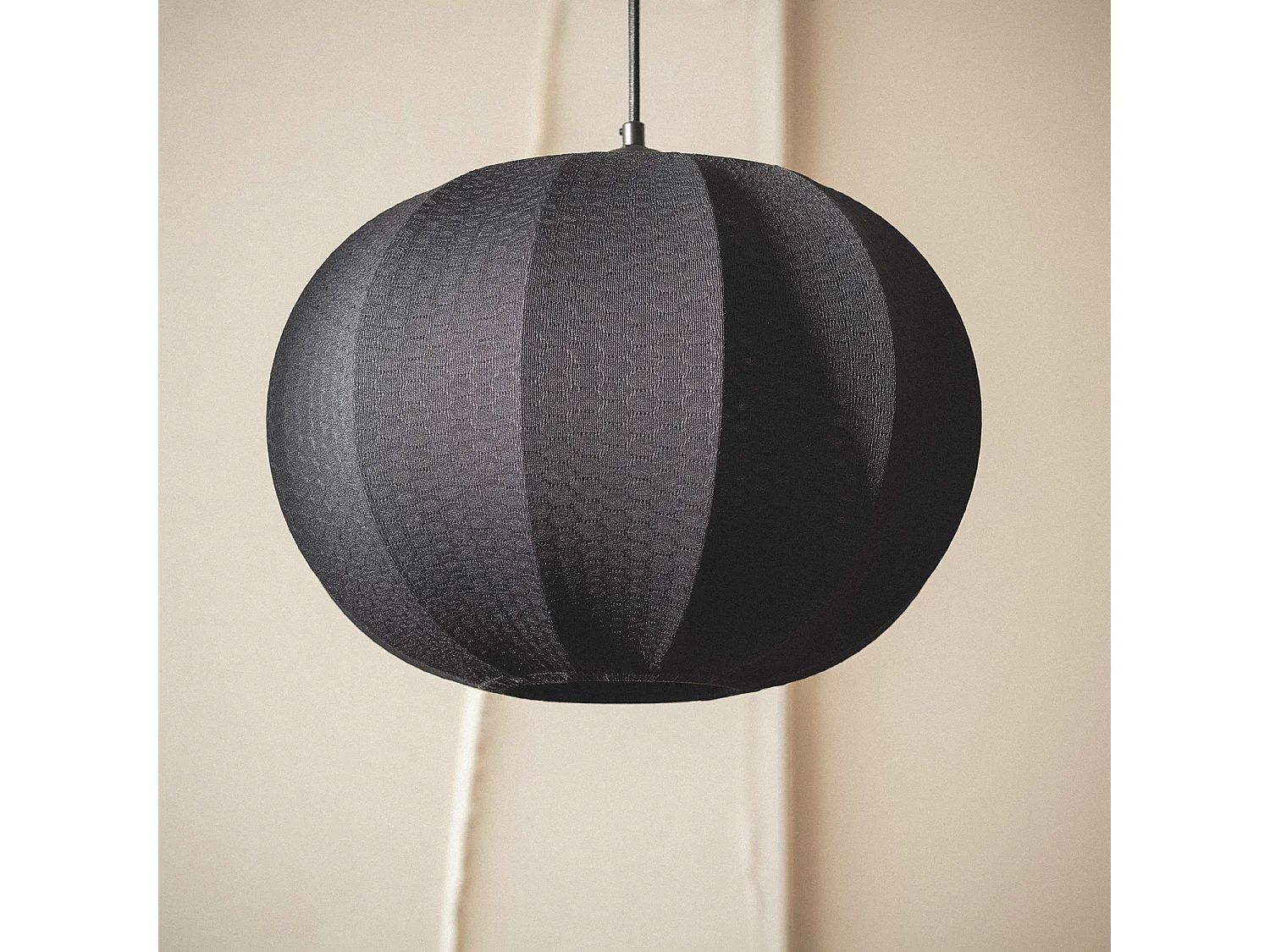 Suspension Tissu Taupiri Noir