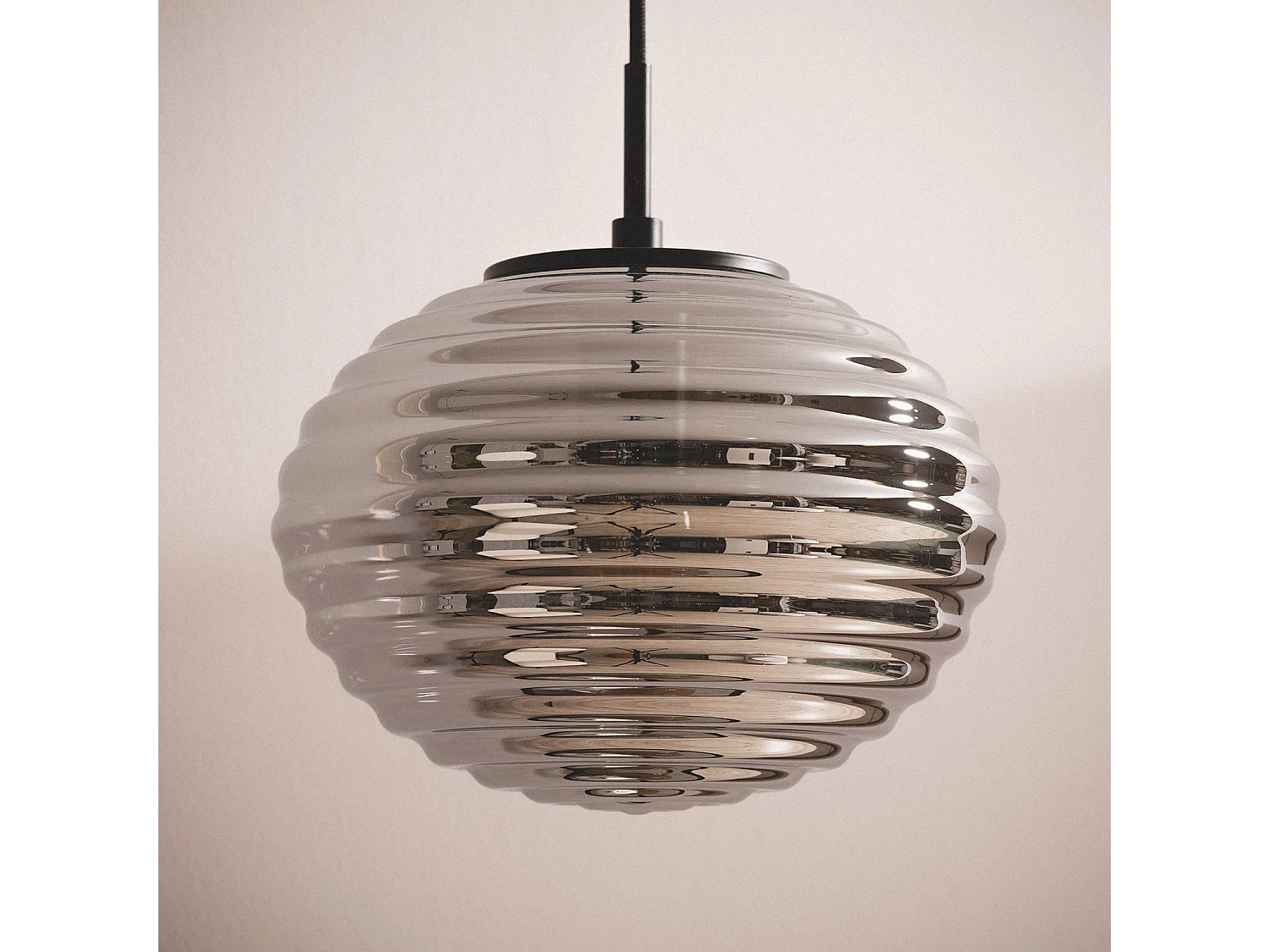 Lámpara Colgante Metal y Cristal Ailen Gris Humo