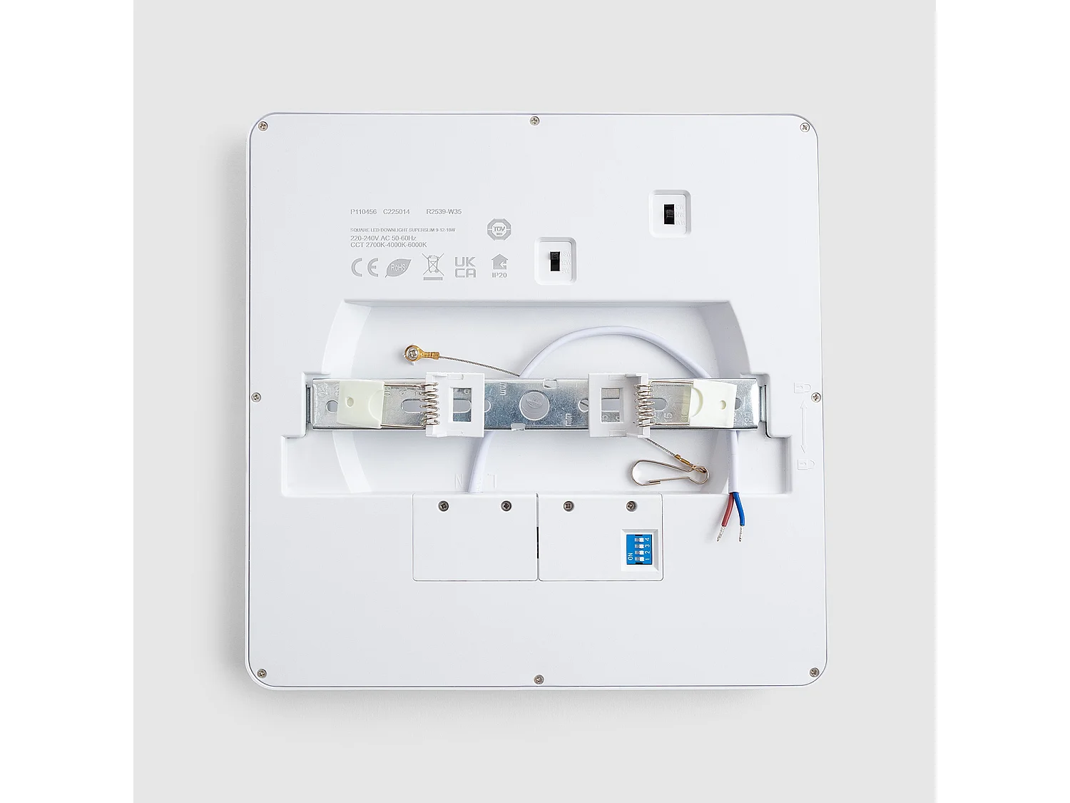 Plafón Downlight LED 9-12-18W Cuadrado CCT Seleccionable Sensor de movimiento y Crepuscular Corte 55-200 mm 2700K - 4000K - 6000K Seleccionable (Cálido-Neutro-Frío)