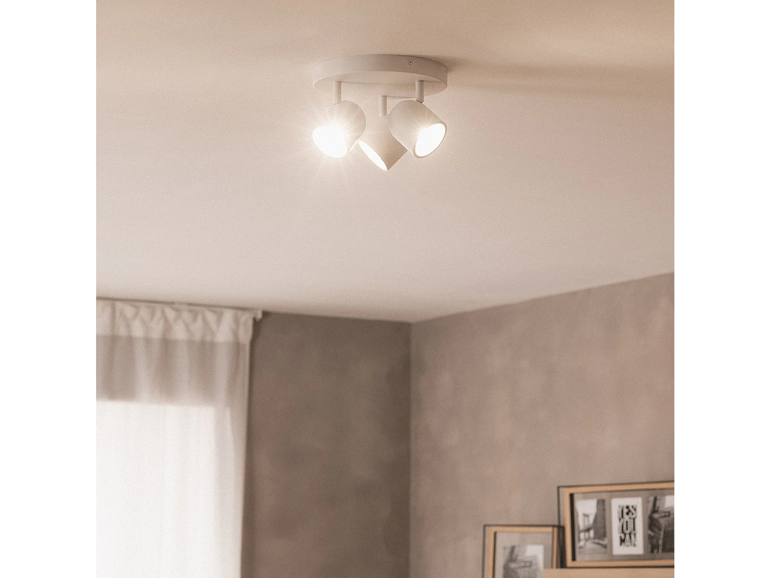 Lampada da Soffitto Circolare Orientabile Alluminio 3 Lampade Caleb Bianco