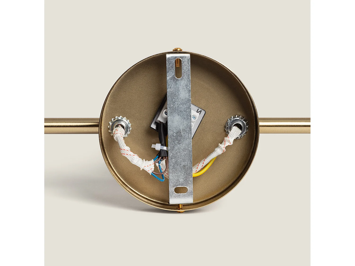 Lámpara de Techo Metal Dariel 3 Focos Dorado