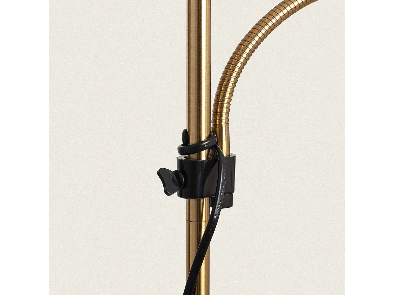 Lampada da Terra in Metallo e Vetro con Luce da Lettura Ussel Oro