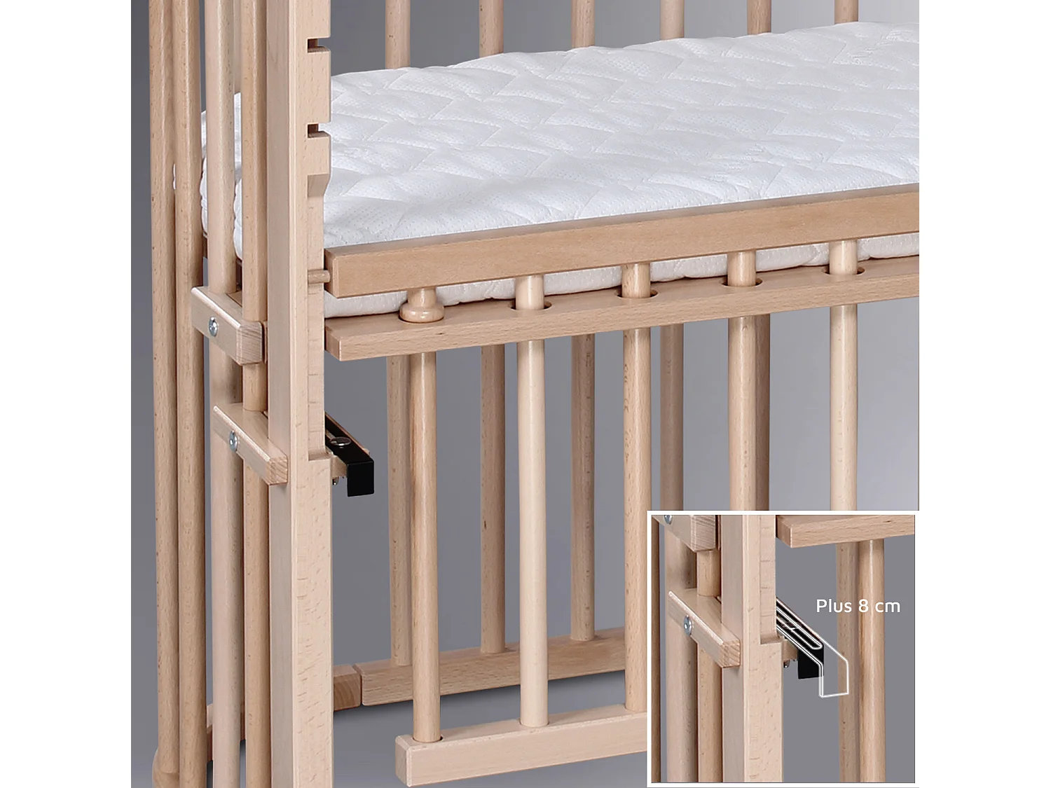 Großes Cododo Wiegenbett aus Naturholz mit Matratze - Maxi Comfort +