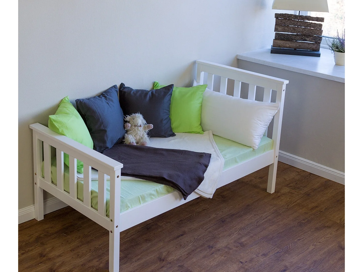 Lit pour enfant 70x140cm bois blanche 148 x 75 x 82 cm LIT06080