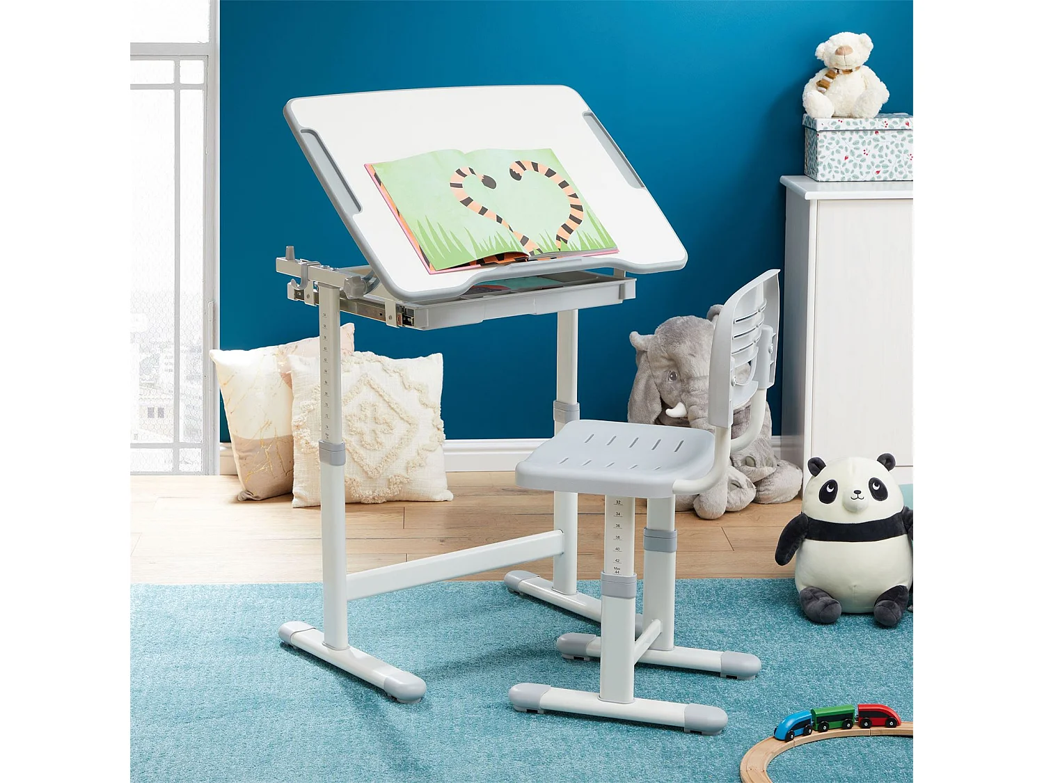 Ensemble bureau et chaise pour enfant TUTTO table et chaise réglable en hauteur, pupitre inclinable, métal blanc et plastique gris