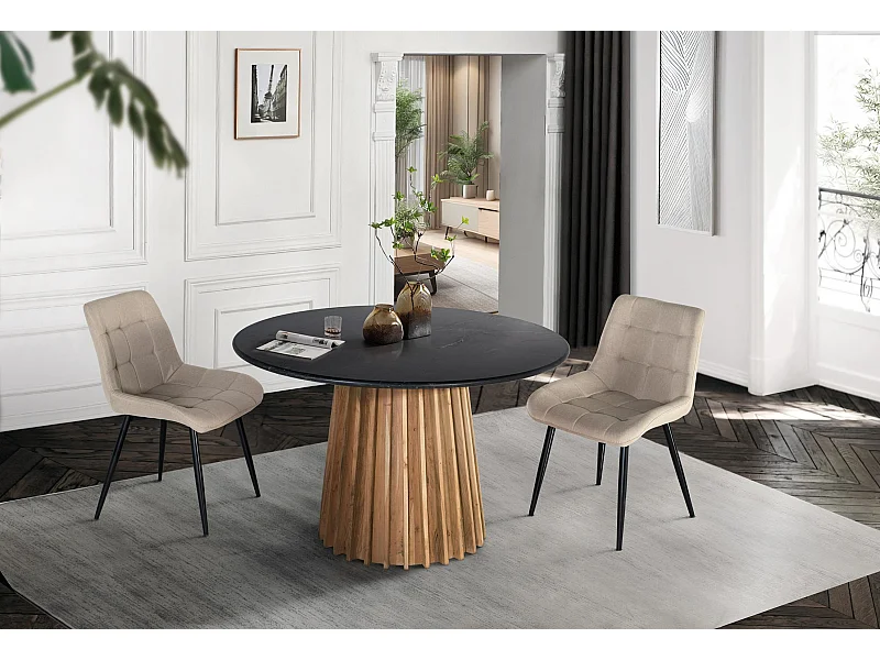 Set van twee stoelen bekleed met beige stof