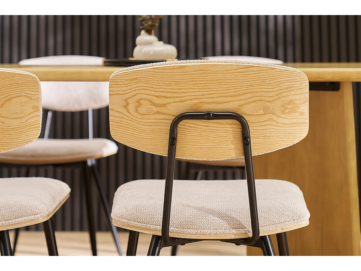 Chaises vintage en bois clair chêne assises tissu chenille beige et métal noir (lot de 2) JOLINE