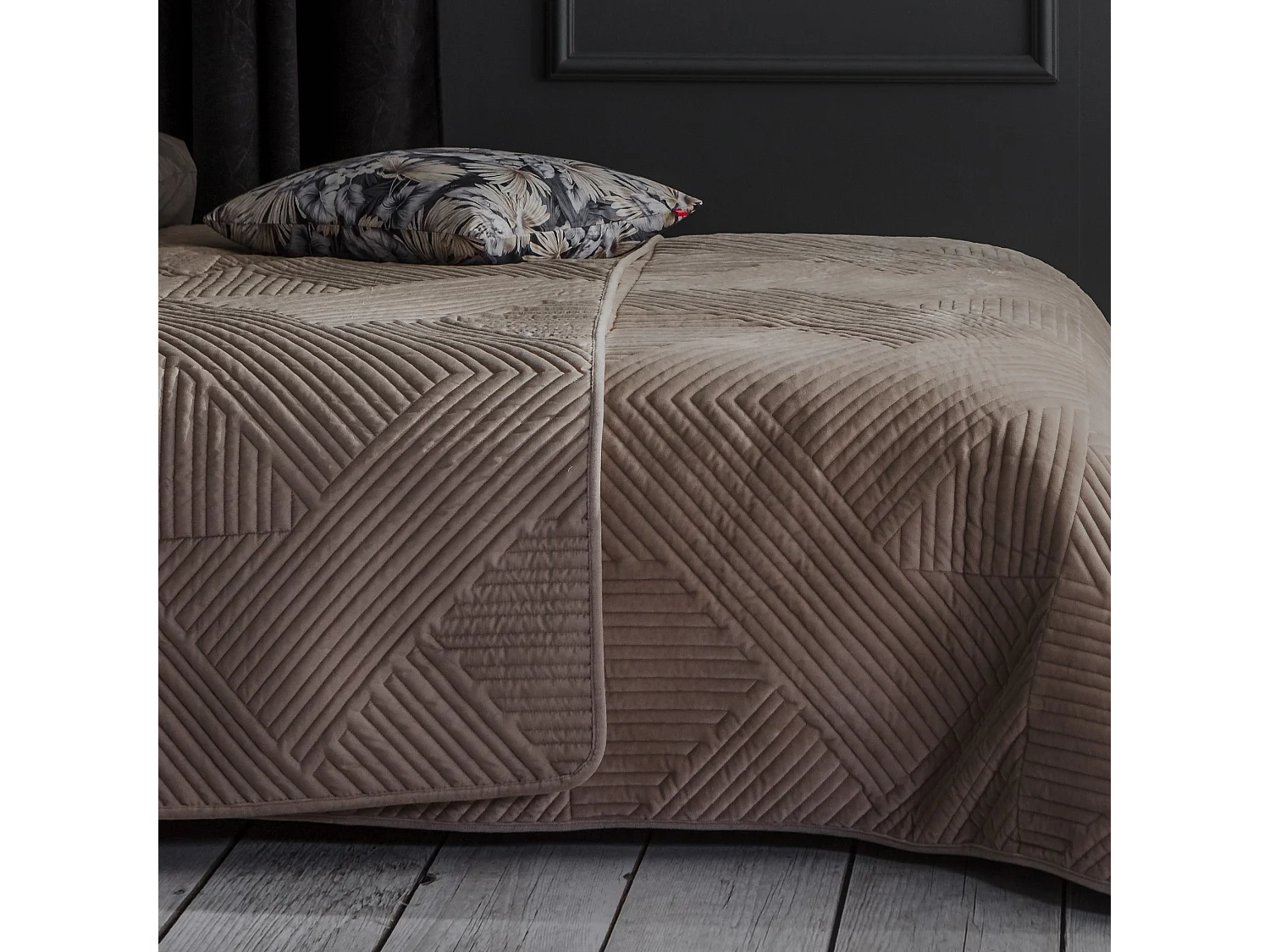 Tagesdecke Minister mittleres Beige 240 x 260