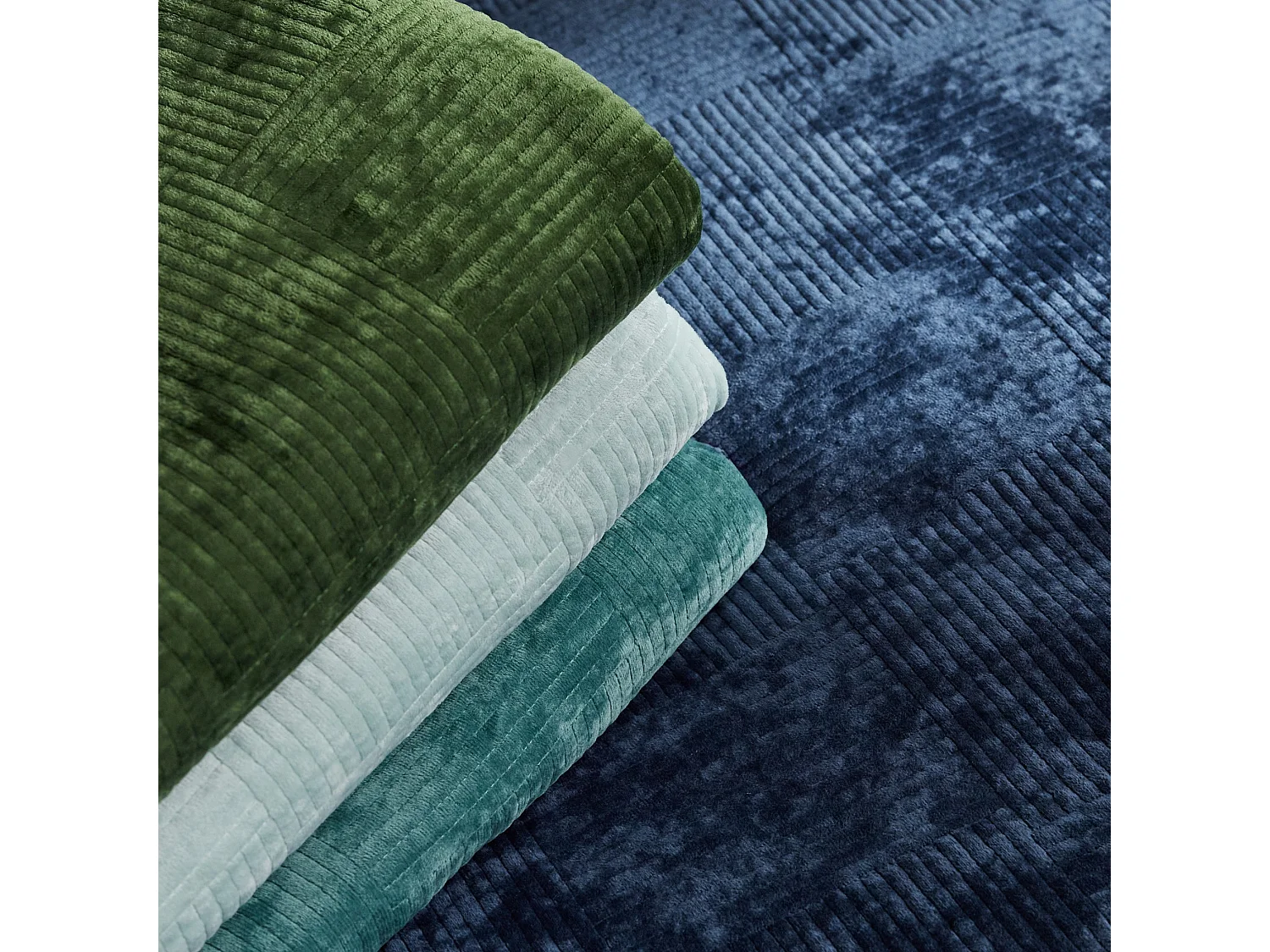 Jeté de lit Quadron Vert Foncé Polyester 200x220