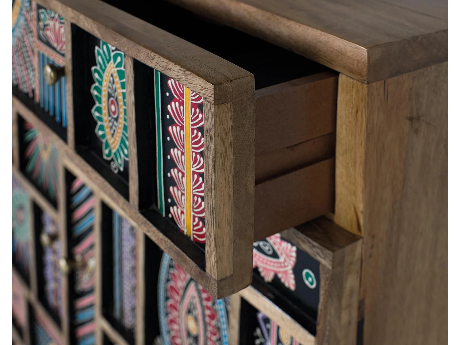 Credenza realizzata a mano in legno di mango 80 cm