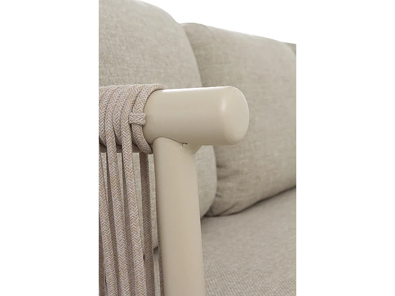 Sillón de aluminio con cuerda trenzada color arena