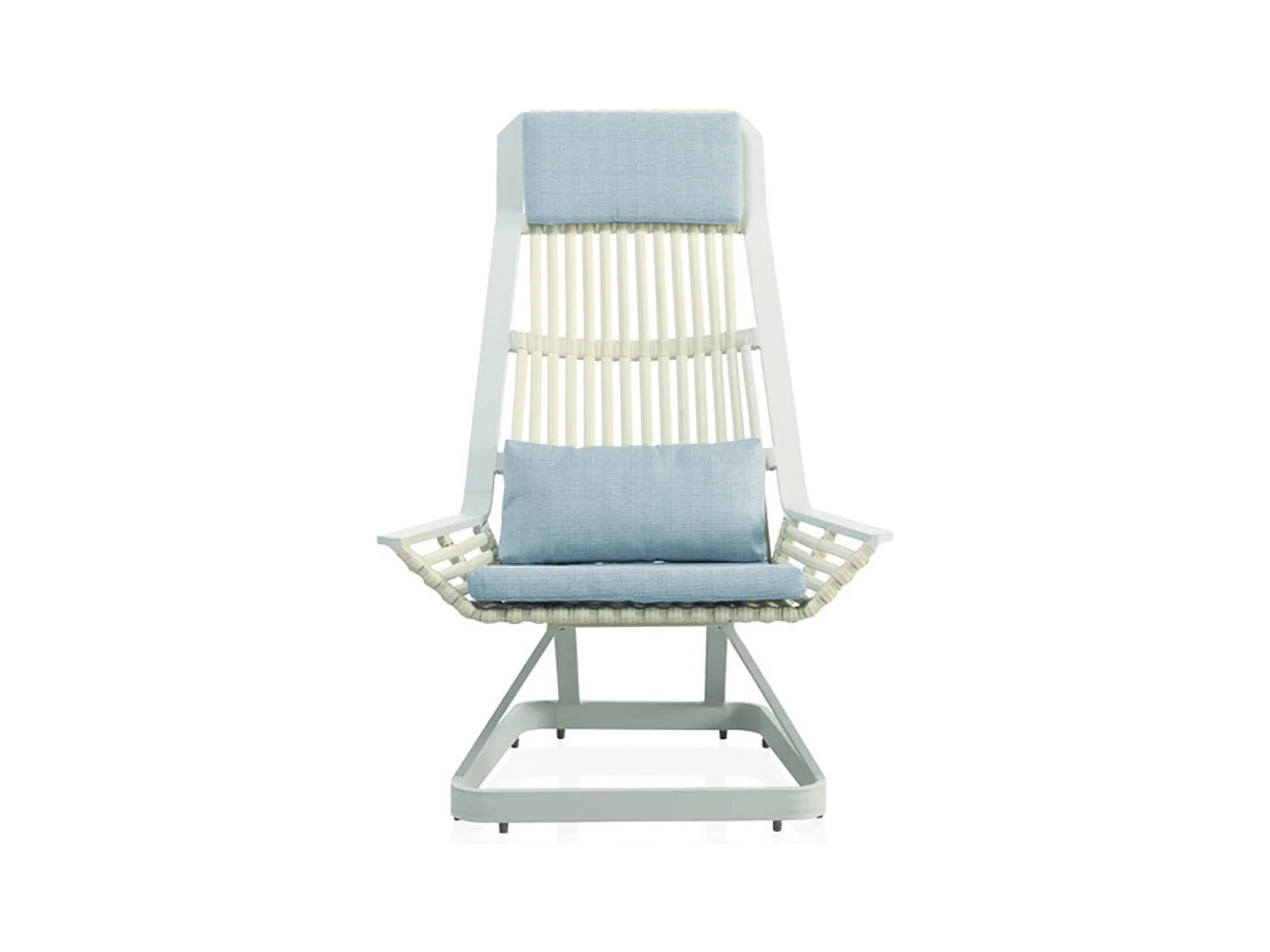 Chaise en aluminium blanc avec coussins bleus