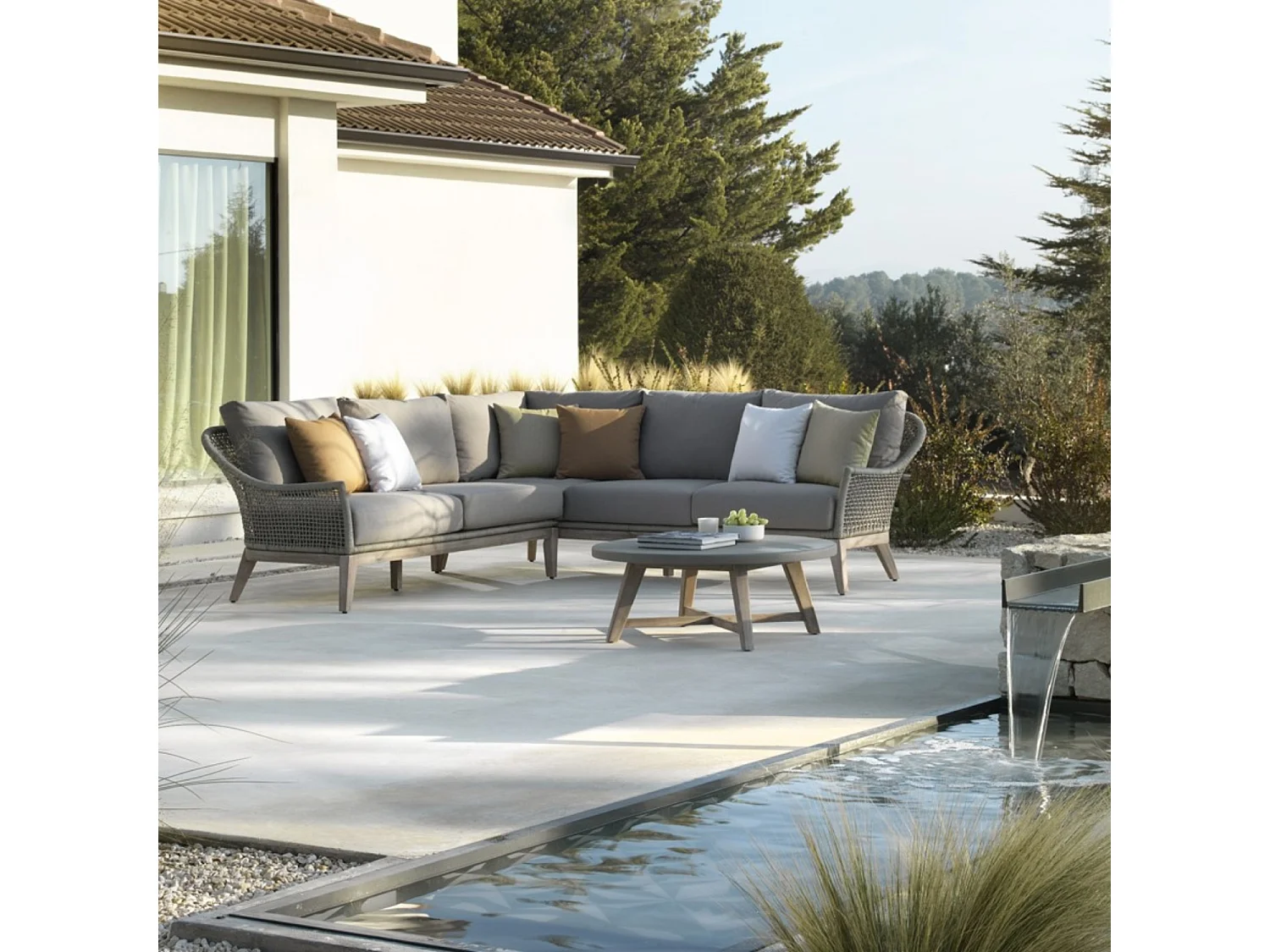 Salón de 3 piezas en madera de acacia, cuerda trenzada y cojines color topo