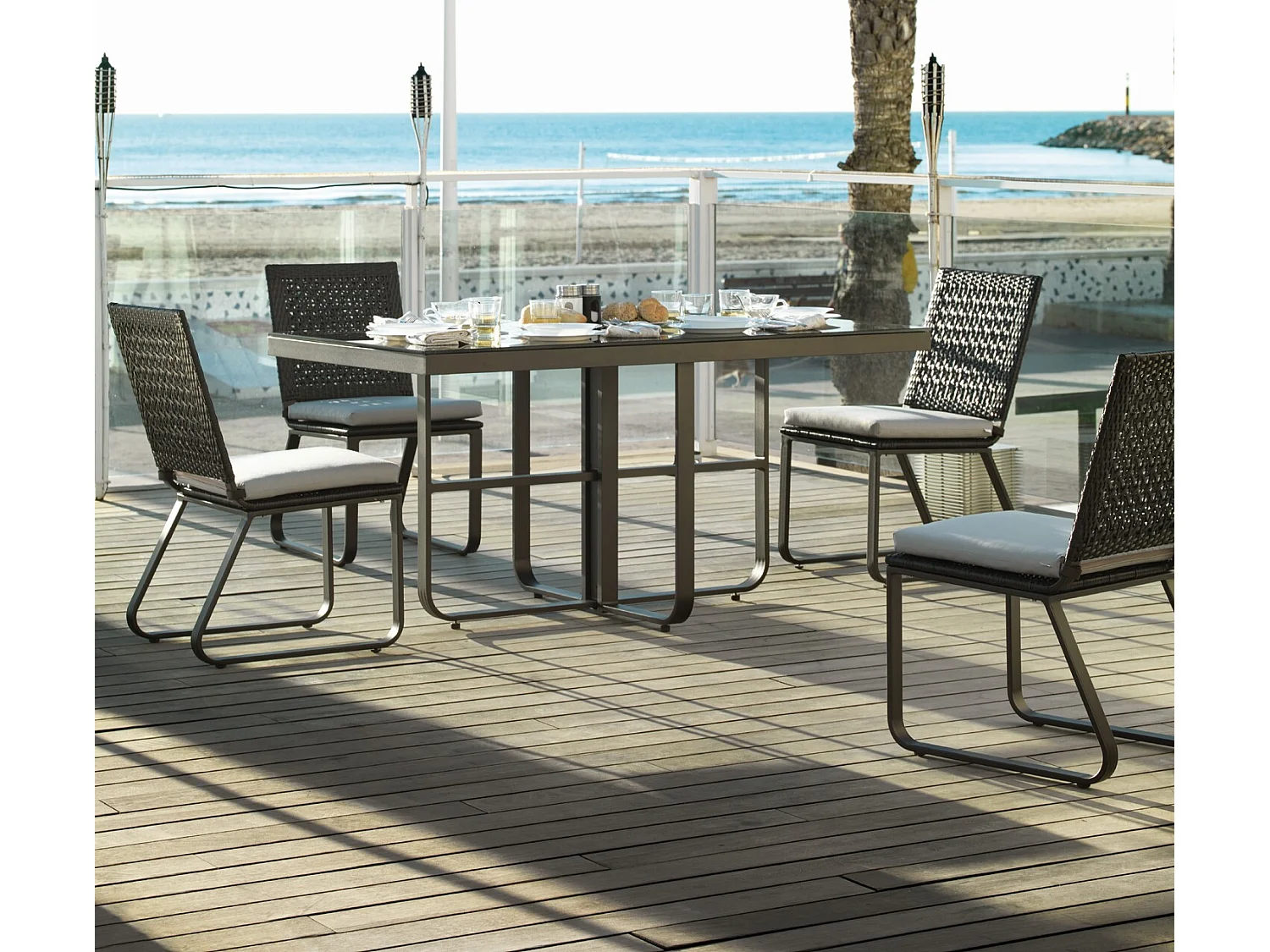 Mesa de aluminio marrón y cristal templado negro 152x90 cm