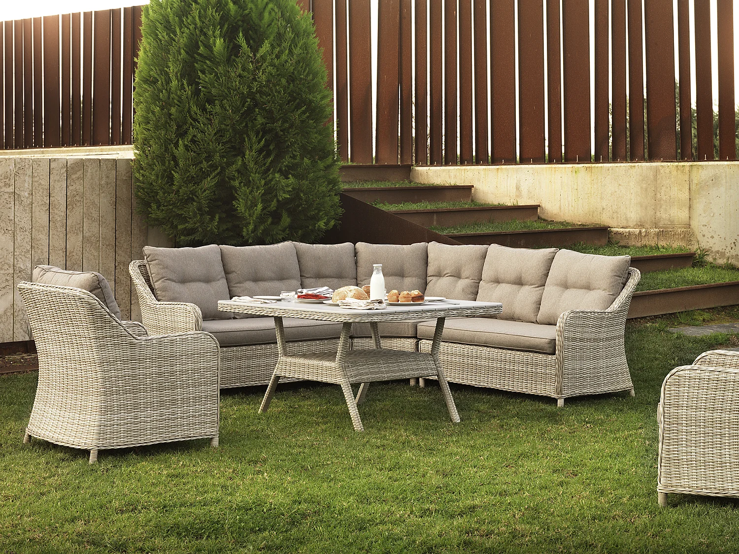 Table aluminium fibre marron plateau lames de fibre gris 120X120