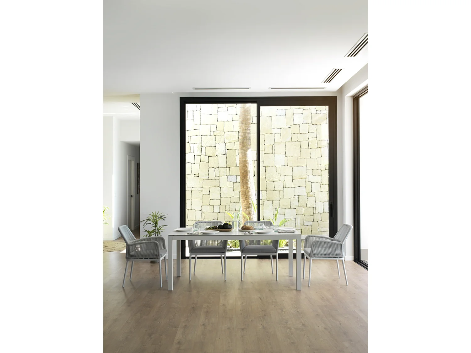 Lot de 4 fauteuils en aluminium blanc avec cordage tressé gris