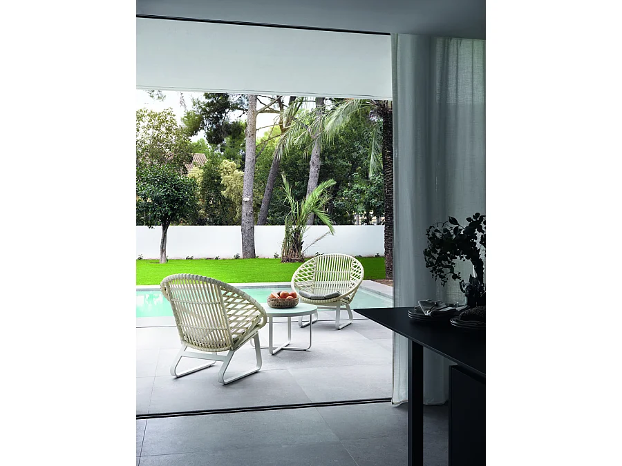 Mesa de centro redonda de aluminio blanco y cristal templado 80 cm