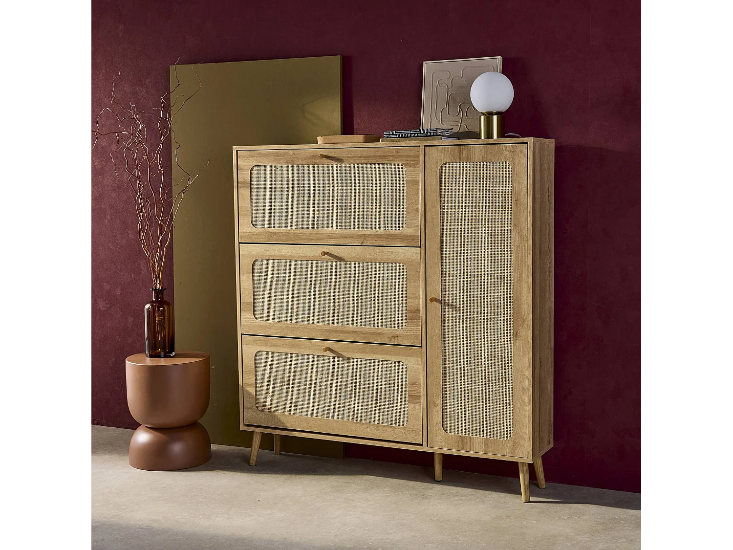 Scarpiera con decoro in legno e canna, 3 ante, marrone naturale