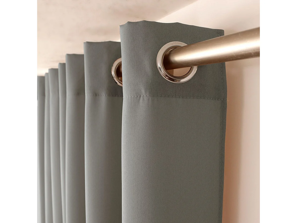 Cortina unida con ollaos