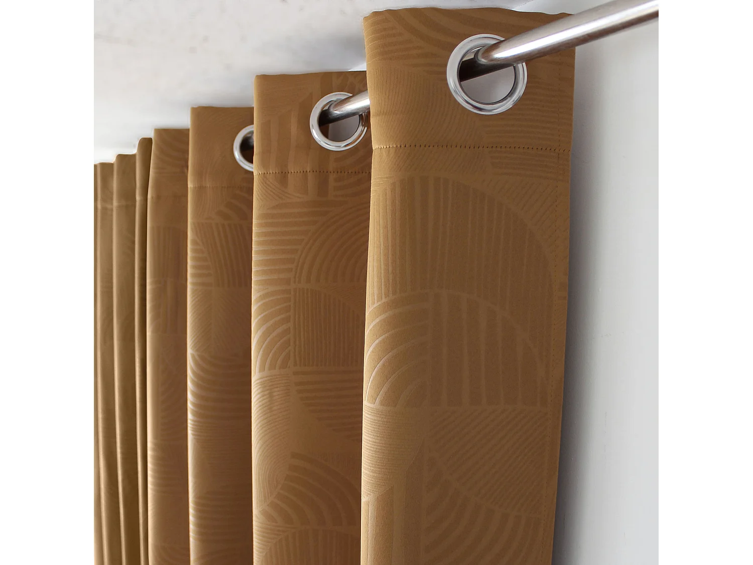 Ösenvorhang blickdicht mit geometrischem Druck 140 x 240 cm