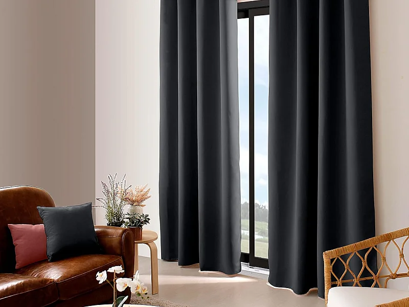 Einfarbiger Verdunkelungsvorhang mit 8 Ösen 140 x 240 cm
