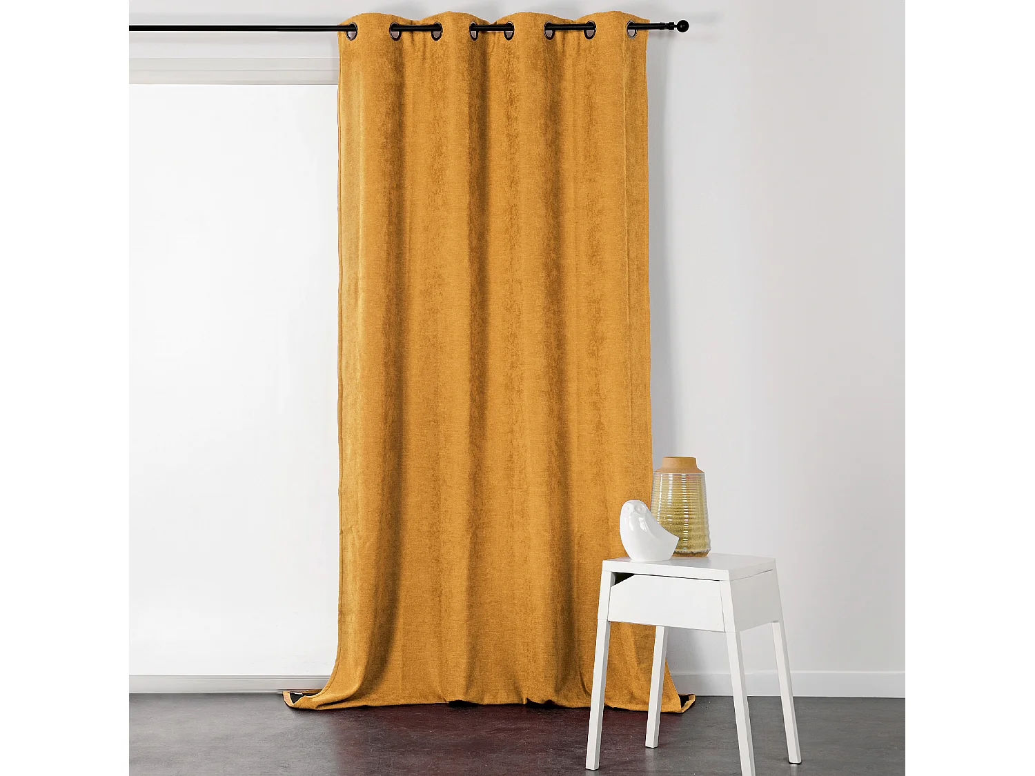 Cortina con Ojetes Aislante y Repelente al Agua Efecto Terciopelo